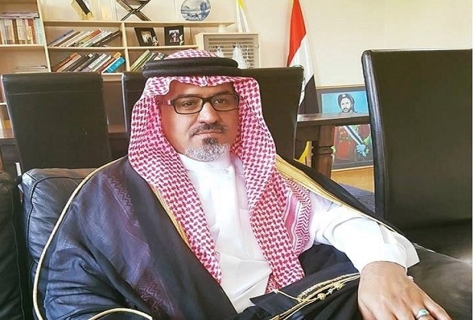 malarab1's tweet photo. أنت لها… المناضل الرمز، قاهر الملالي، الزعيم الأحوازي.
الميادين تشتاق لك، وموعدك أشرق، بينما موعدهم غاب وتلاشى واختفى.
تتفق أو تختلف معه، لكن الحقيقة الثابتة: لم يُوجع الملالي أحد كما أوجعهم هو

فخامة الرئيس حبيب جبر ابو اياد https://t.co/RYrPHLsnUv