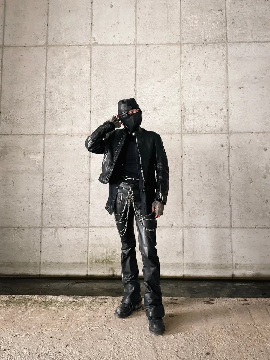 BTS ZONE 🩶” tweet media