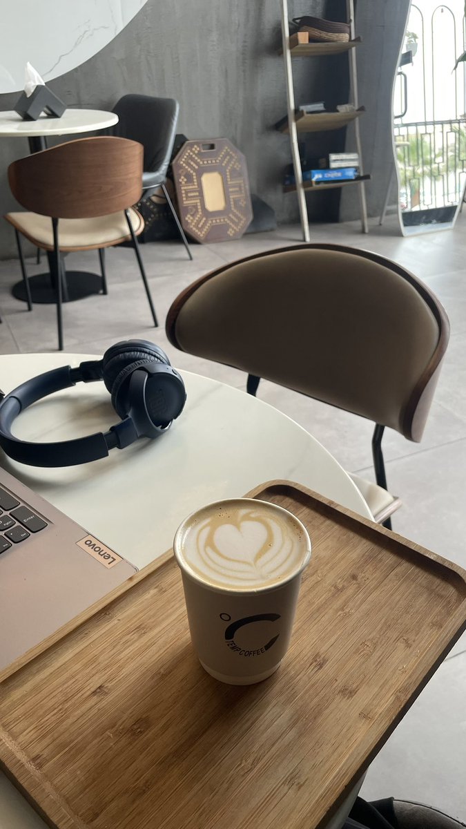 غَيداء tweet media