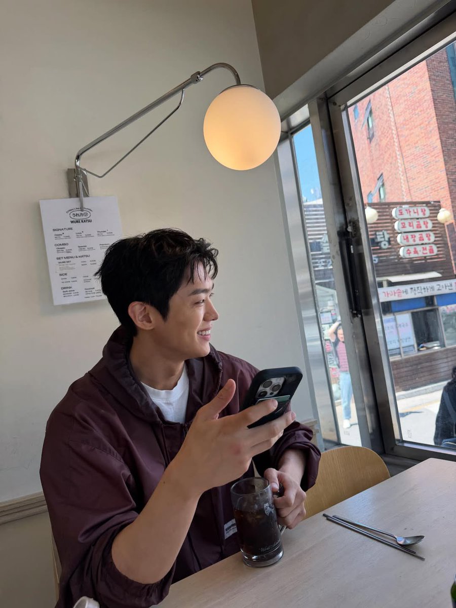 ๐ป๐๐๐โก๏พ tweet media