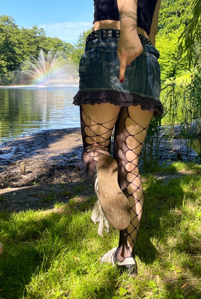 Lady Rose tweet media