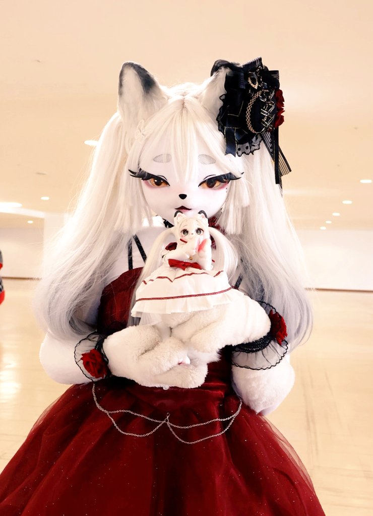 Flor_aa23's tweet image. #FursuitEveryday #fursuit #kigurumi #kigfurry #bjd #FLOBÉ
릴리랑 쪼꼬미 릴리🐾💕
