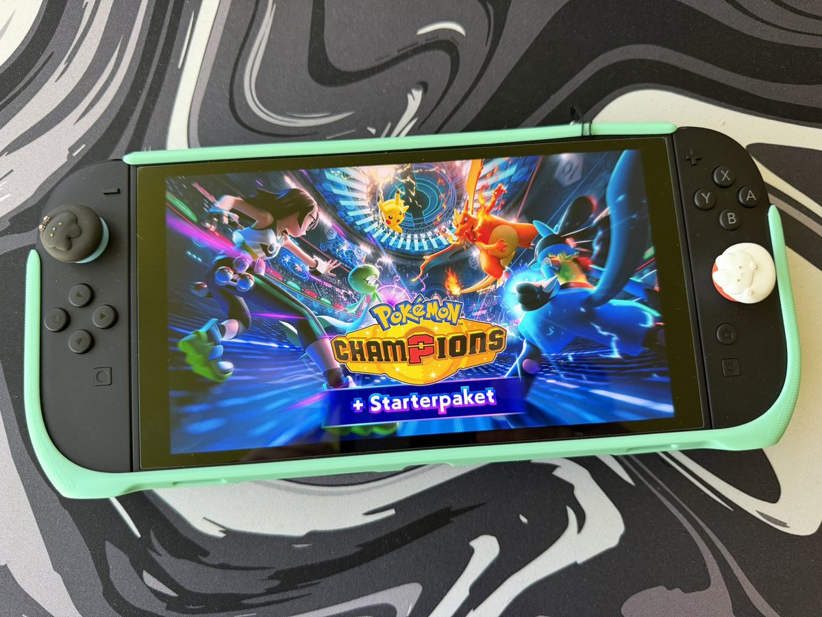 🌸Nerdtante🌸 @DoKomi2026 tweet media