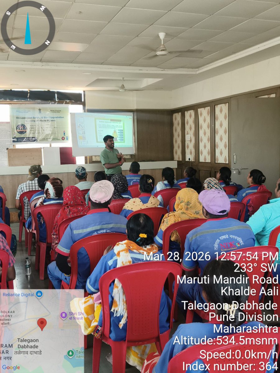 MSJEGOI's tweet image. Occupational Safety Training of waste pickers under #NAMASTE is now underway in Talegaon Dabhade, Pune District of Maharashtra. All trainees actively participated in the evaluation. Equipping #SafaiSaathis with essential safety practices and protective gear, the initiative is a