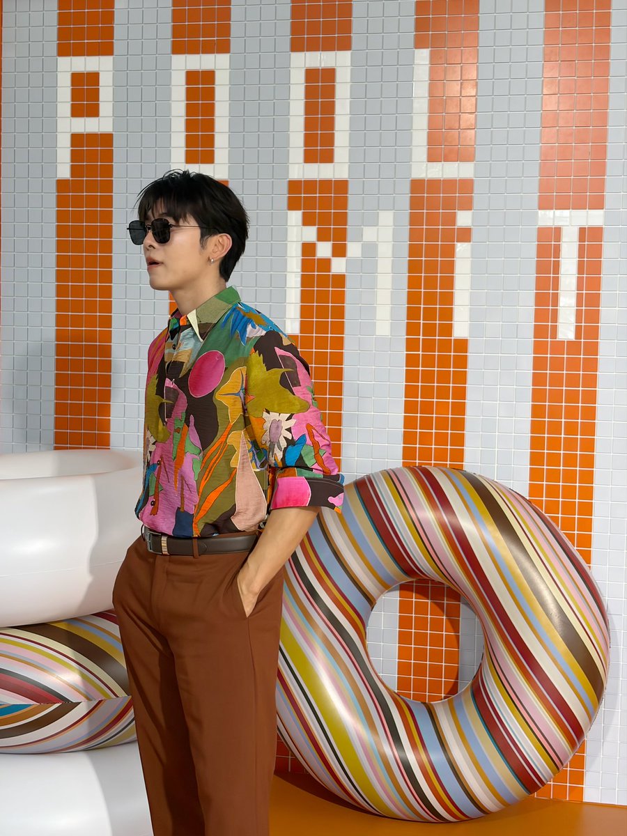 Suppasit Channel tweet media