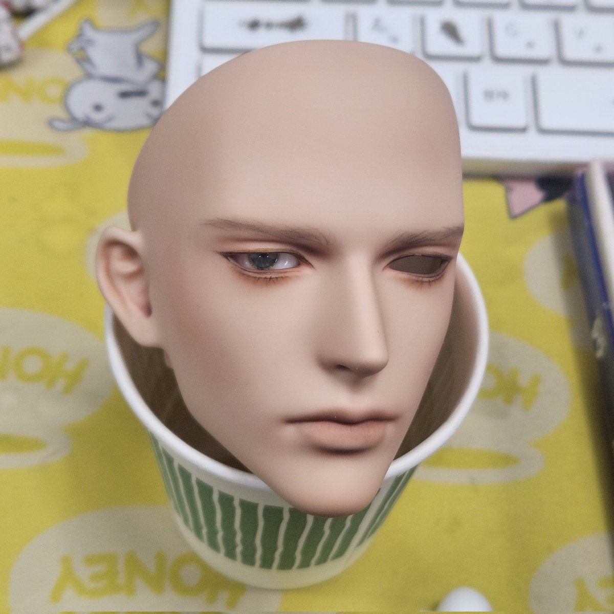 이제 작업실 tweet media