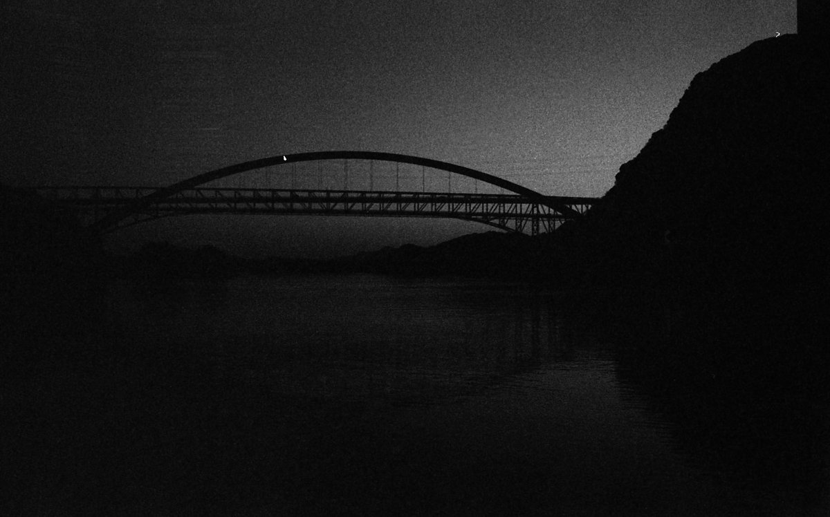 OfTheorem's tweet photo. 目測でも結構いけとる。
と思い込む。
Rollei 35s /sonnar 40mm f2.8 /oriental newseagull400
ILFORD ID-11 https://t.co/r8oLSKwksT