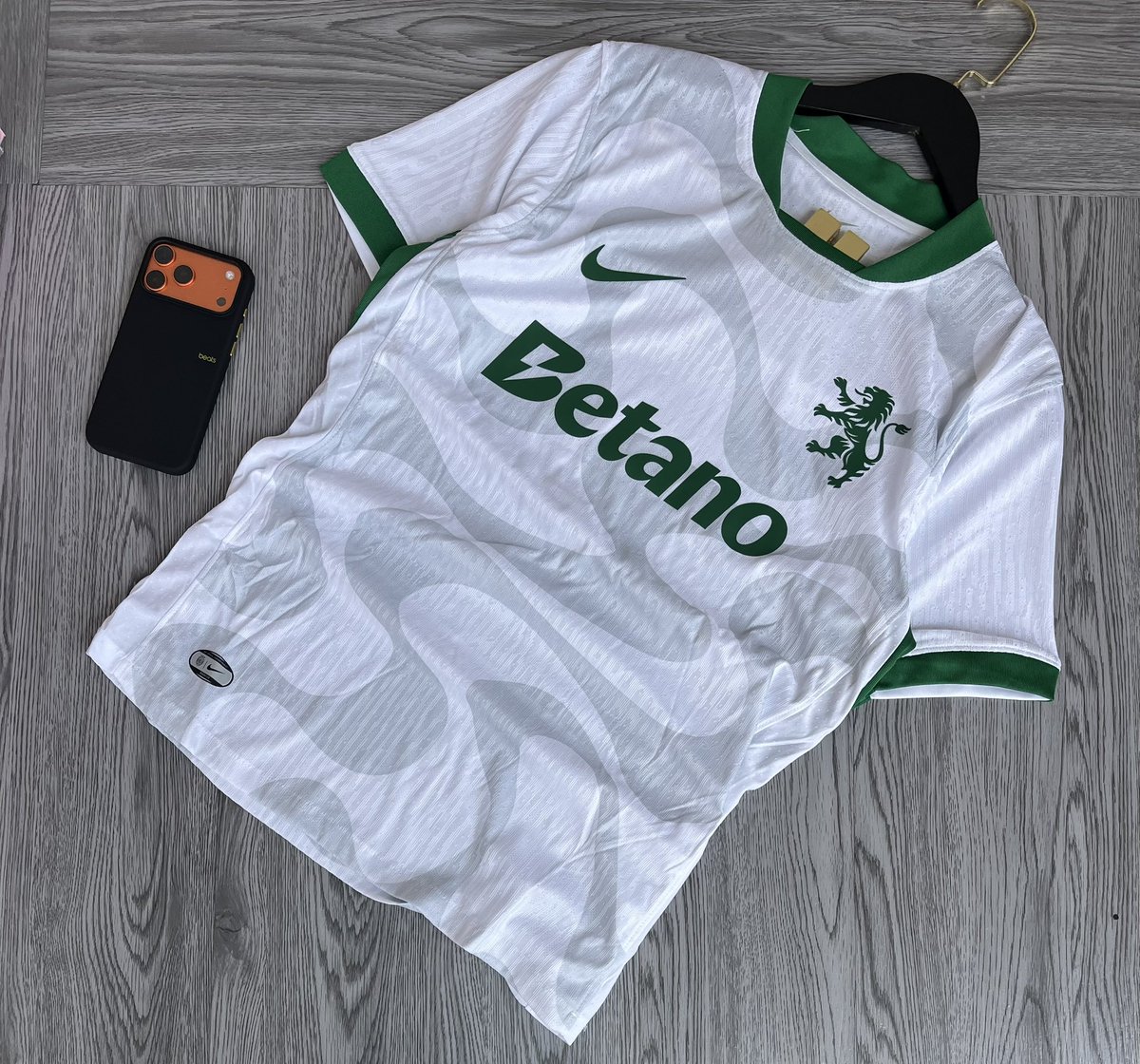 Kit Spot tweet media