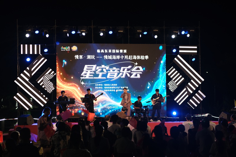 a b b e y 💛 tweet media