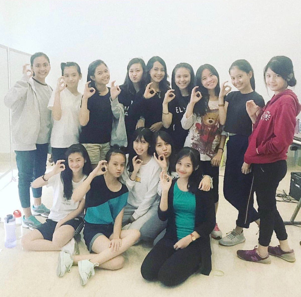 Kinaa 🕊 tweet media