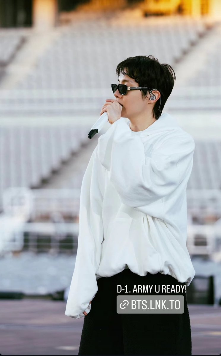 𝒷𝑒𝓁𝓁𝒶 ~Seeing BTS 🎀 tweet media