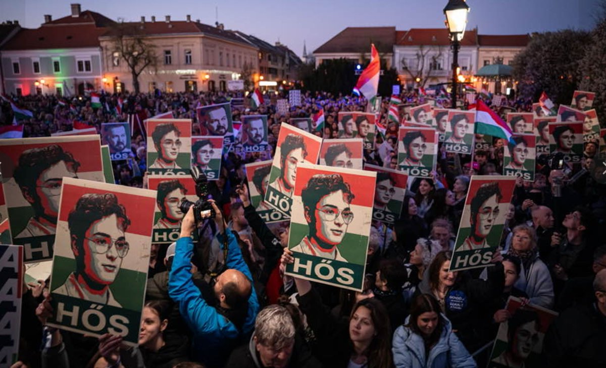 HUXIT2026 tweet media