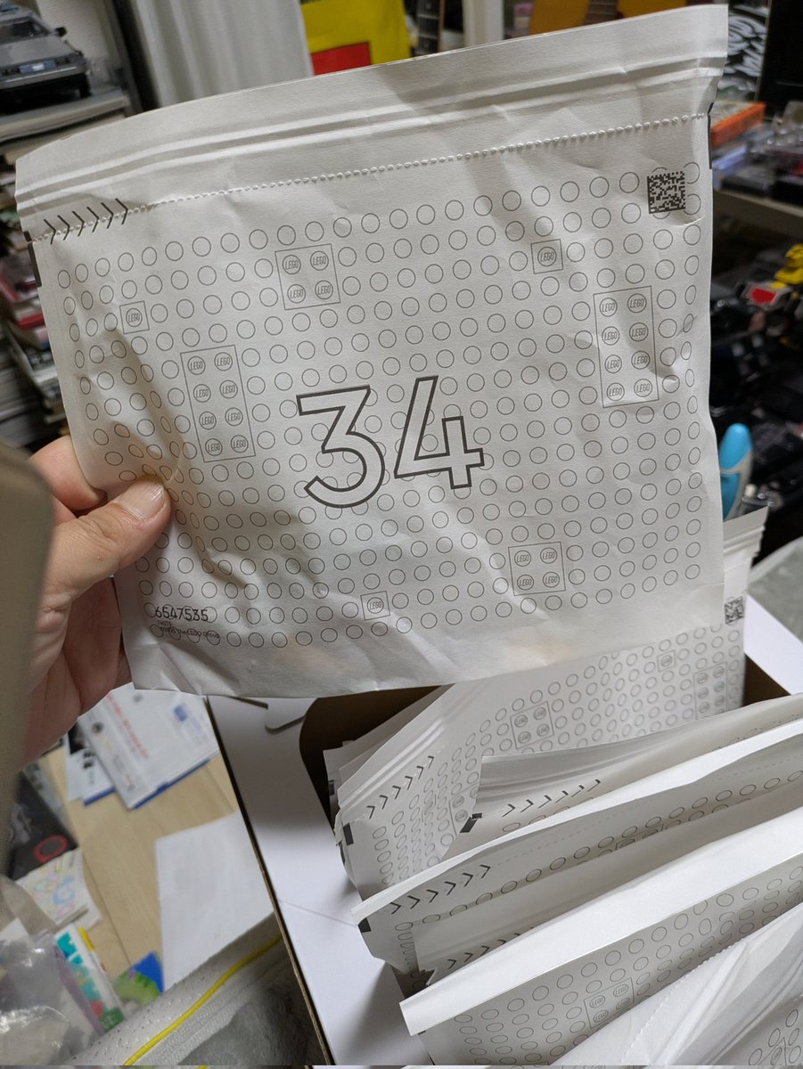 鉄ヱ♬ tweet media