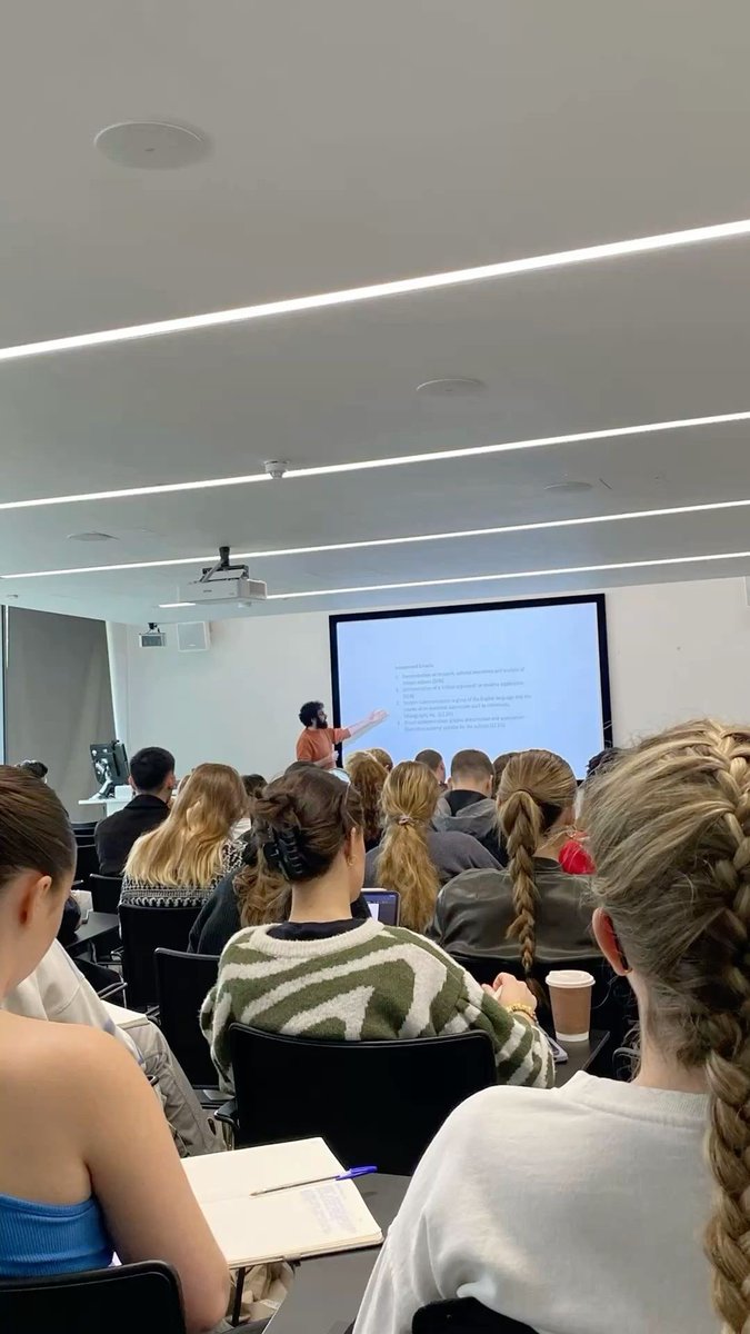 stillthuginn's tweet image. In college