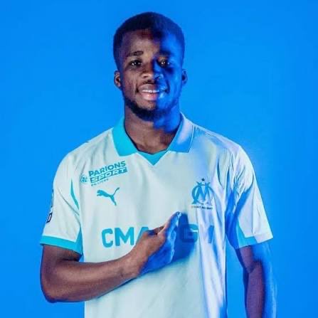 OManiaque tweet media