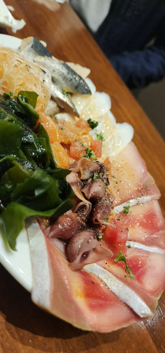 考えるな、うどん食え。Don't think, eat UDON. tweet media