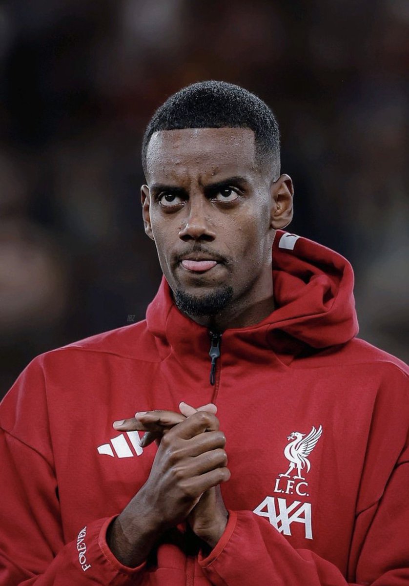 Liverpool 🇫🇷 tweet media