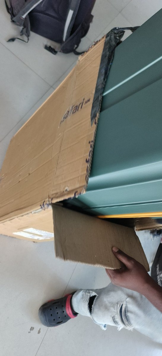exten_dann's tweet photo. @AmazonHelp That is the issue. I have initiated replacement of the order and this time much bigger fraud , i have received Missing product and again had to perform return. And yes, I had to go to the warehouse and then collect and opened it there. See images https://t.co/J0ubmPyPpz