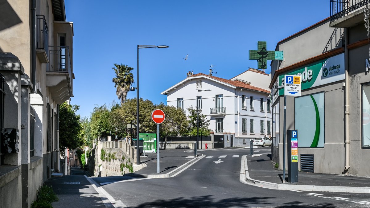 faitdivers_news's tweet image. 🚨 Un homme de 21 ans a été placé en détention provisoire après avoir gravement blessé un autre jeune à Perpignan. Il a été mis en examen pour tentative d'assassinat.

📰 Source : L'Indépendant - Plus d'infos⤵

#justice #perpignan #detention #violence
