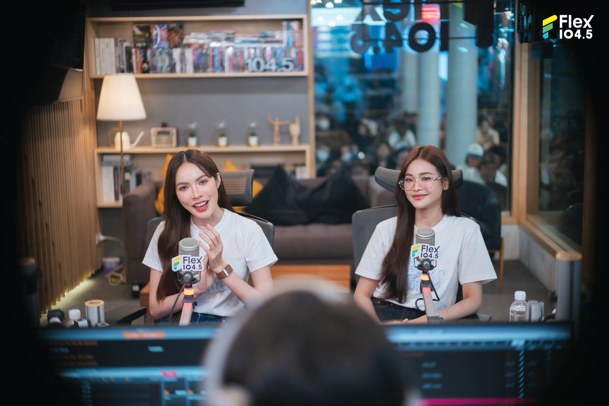 Flex 104.5 tweet media