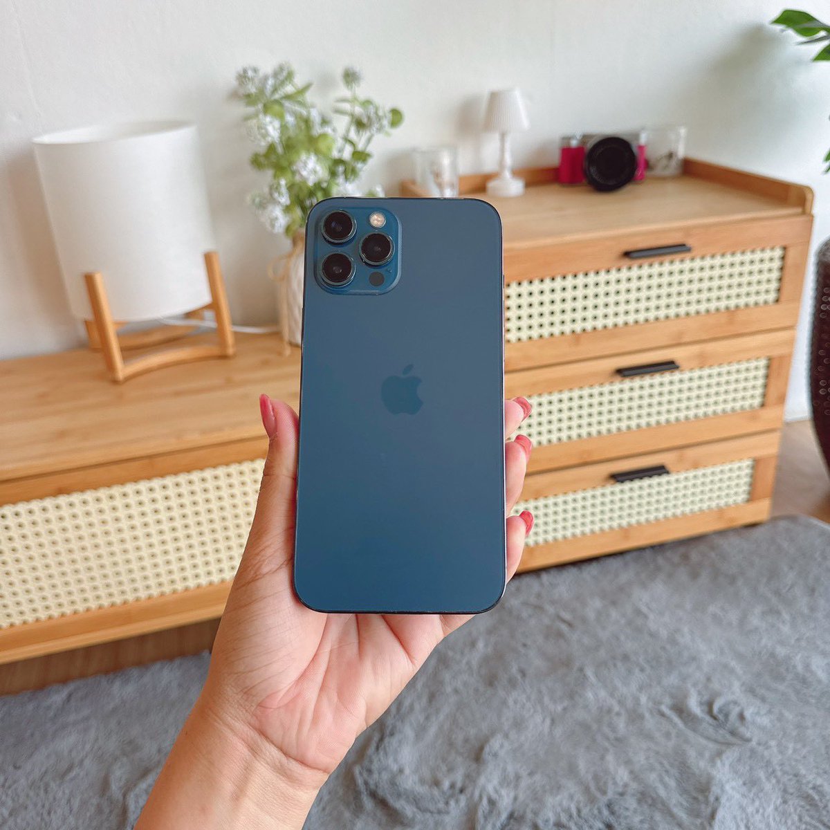twxtwentyeight2's tweet photo. iPhone 12PM 128GB เครื่องนอก CH
꒰ ราคา : 9,900.- รวมส่งฟรี 🍎✨ ꒱

✿ ใช้งาน+ สแกนปกติ แจ้งจอ ไอคราวไม่ติด
✿ แบต 100% อุปกรณ์ : ชุดชาร์จ แถมเคส

 #ไอโฟนbymm #ไอโฟนมือสอง #โทรศัพท์มือสอง #มือถือมือสอง #ไอโฟนมือ2 #ไอโฟนมือสองราคาถูก #โทรศัพท์มือ2 #ส่งต่อไอโฟน #ส่งต่อมือถือ https://t.co/OrTX46qzeH