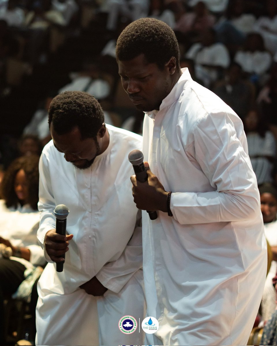 theoasislagos's tweet image. Throwback to a powerful Easter Sunday. 

Our drama team beautifully brought to life the story of the death and resurrection of Jesus Christ, a moving reminder of His sacrifice, love, and victory over the grave.

Indeed, He is risen! 🙌🏽

#TheOasisLagos #eastersunday #throwback