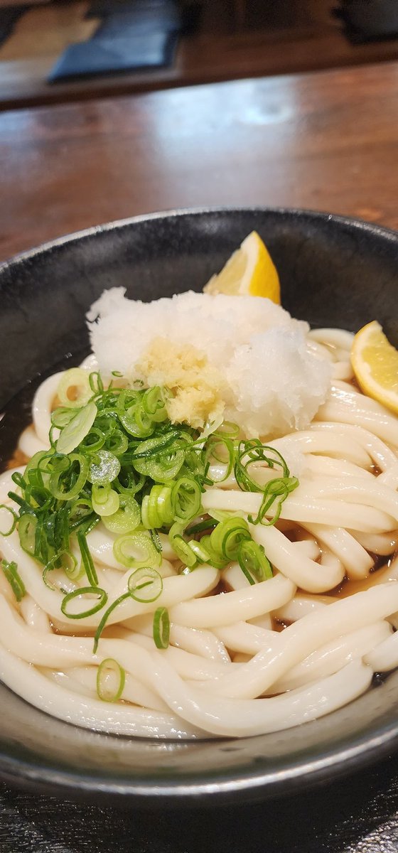 考えるな、うどん食え。Don't think, eat UDON. tweet media