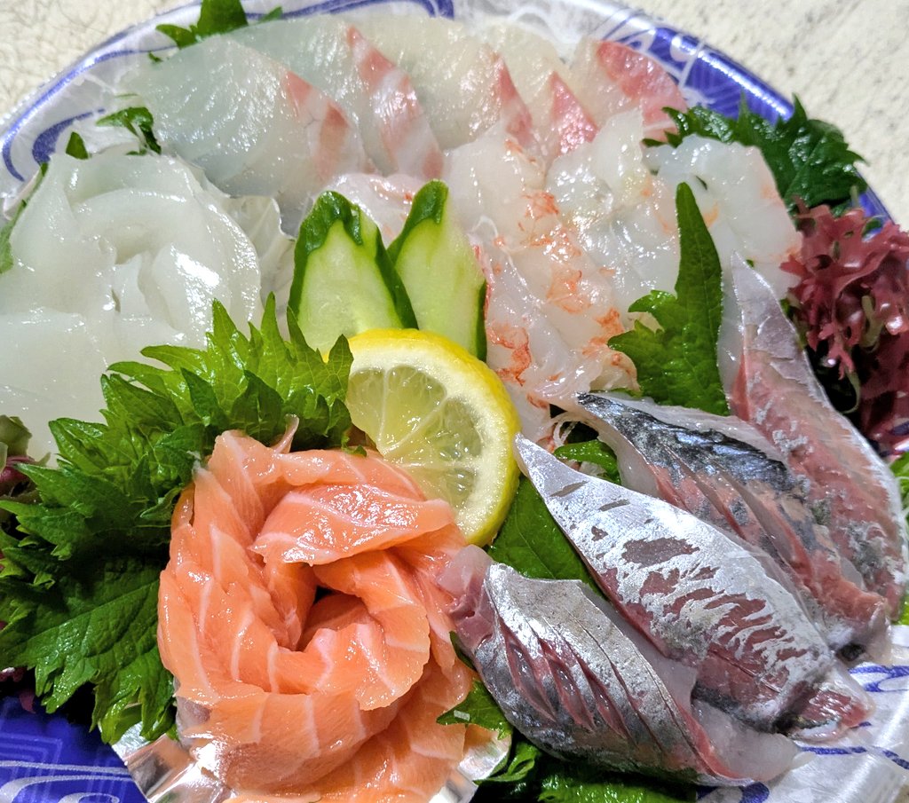 としXX😷🎌 tweet media