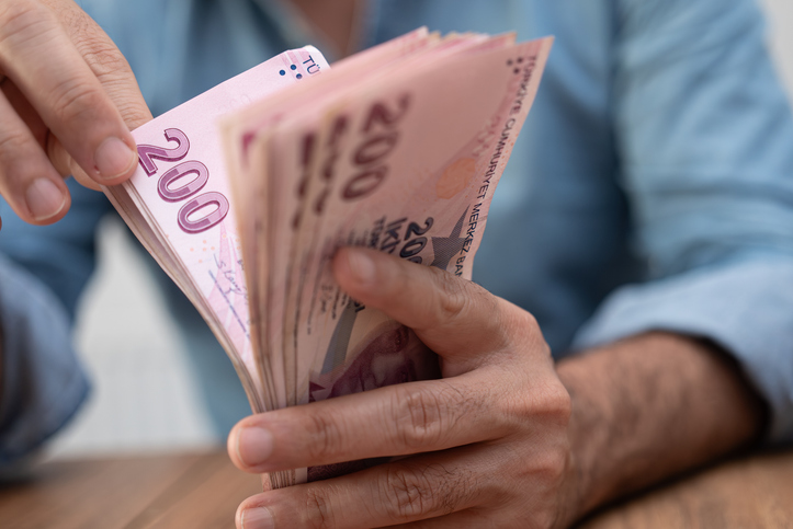 Erken Emeklilik (EYT) Son Durum Ne? Kademeli Emeklilik Meclis'ten Geçti Mi? 1999 Sonrasına Kademeli Emeklilik Şartları Neler? buff.ly/wK9tbaJ