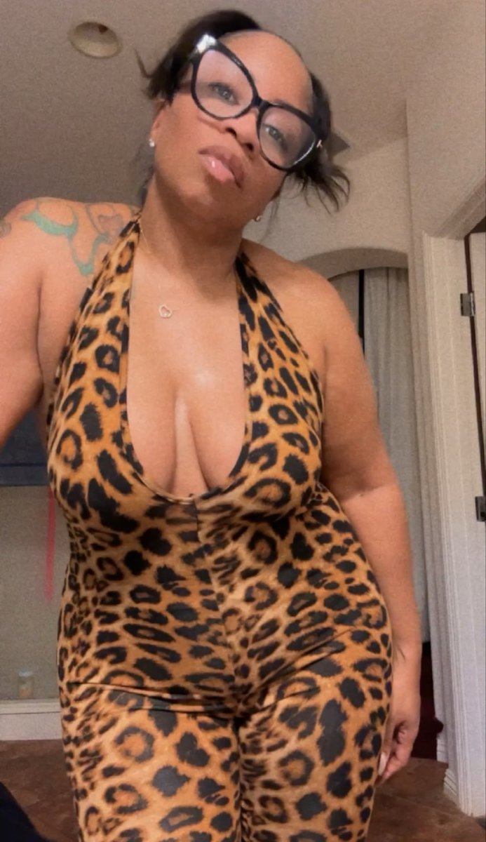 Cougars-r-Us tweet media