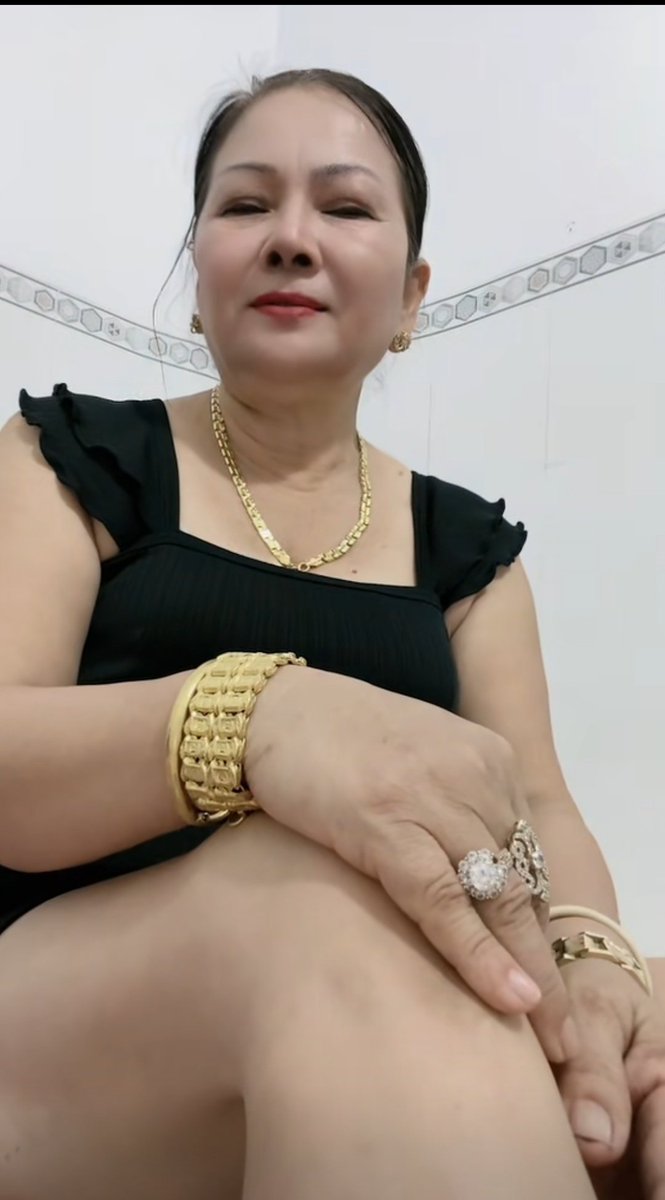 Mẹ Nga MG tweet media