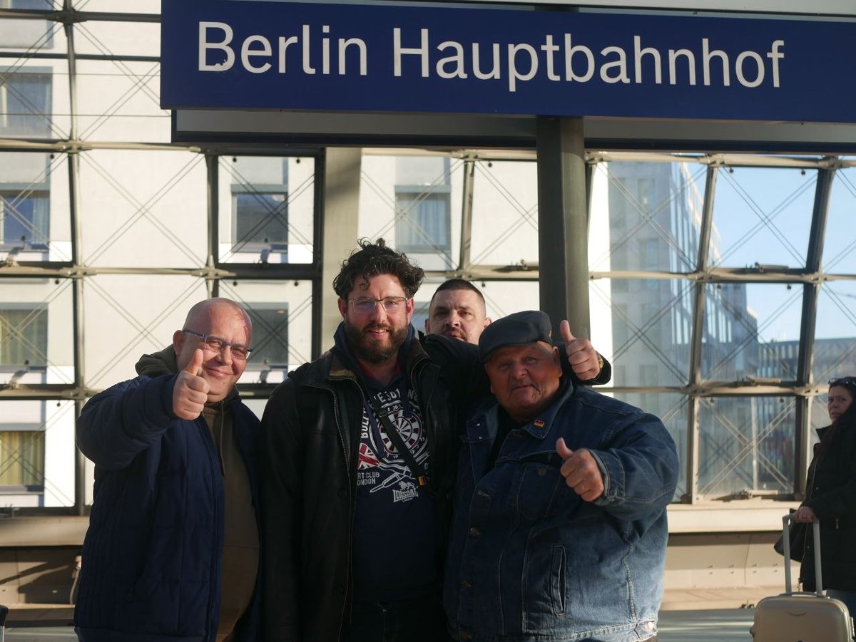Rolf Günter von Landenberg 💙 tweet media