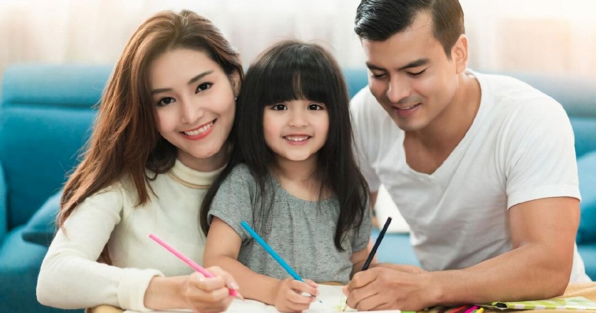 hmetromy's tweet image. #wm PERANAN ibu bapa hari ini tidak lagi terhad kepada menyediakan keperluan asas dan pendidikan sahaja, sebaliknya turut membabitkan aspek emosi, psikologi dan keselamatan digital anak-anak yang semakin kompleks.
 hmetro.com.my/WM/2026/04/134…