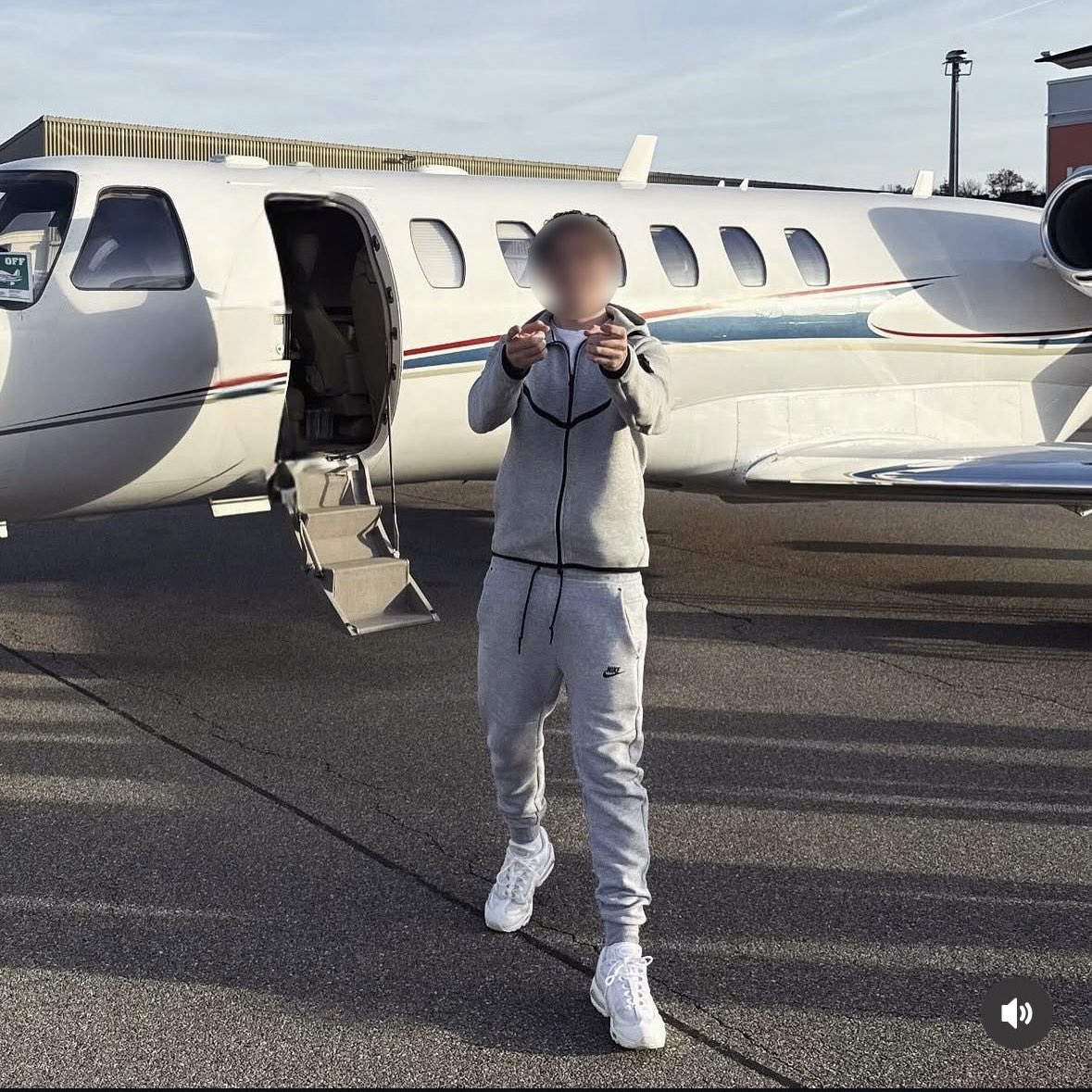 Dilly Hussain tweet media