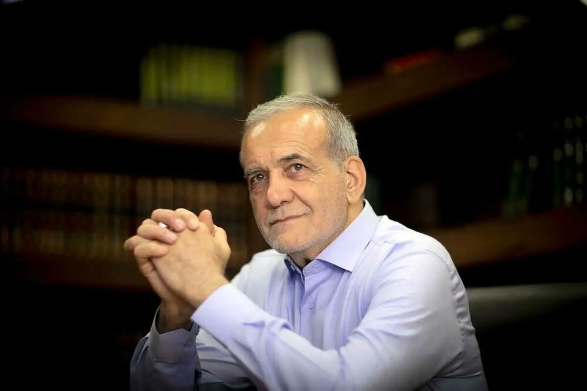 حـــــــورا اقبالیان tweet media