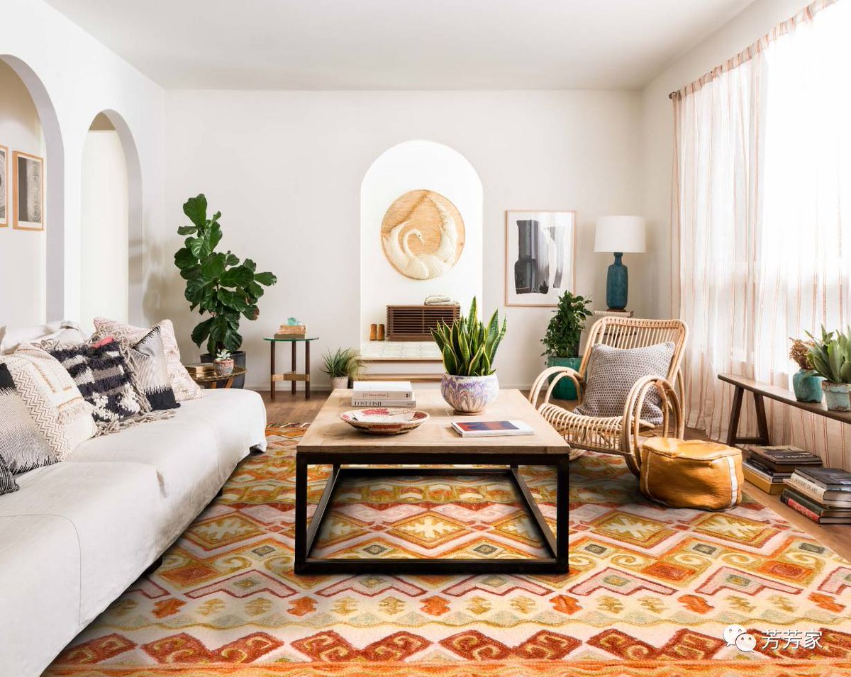 Abdullah967isl's tweet image. Out with the old, in with the clutter-free!  Spent the weekend sorting old clothes, books u0026 gadgets—donated what I don’t need, kept only what sparks joy. Who’s joining the declutter challenge this week #DeclutterYourSpace #OldItemSorting #MinimalismVibes