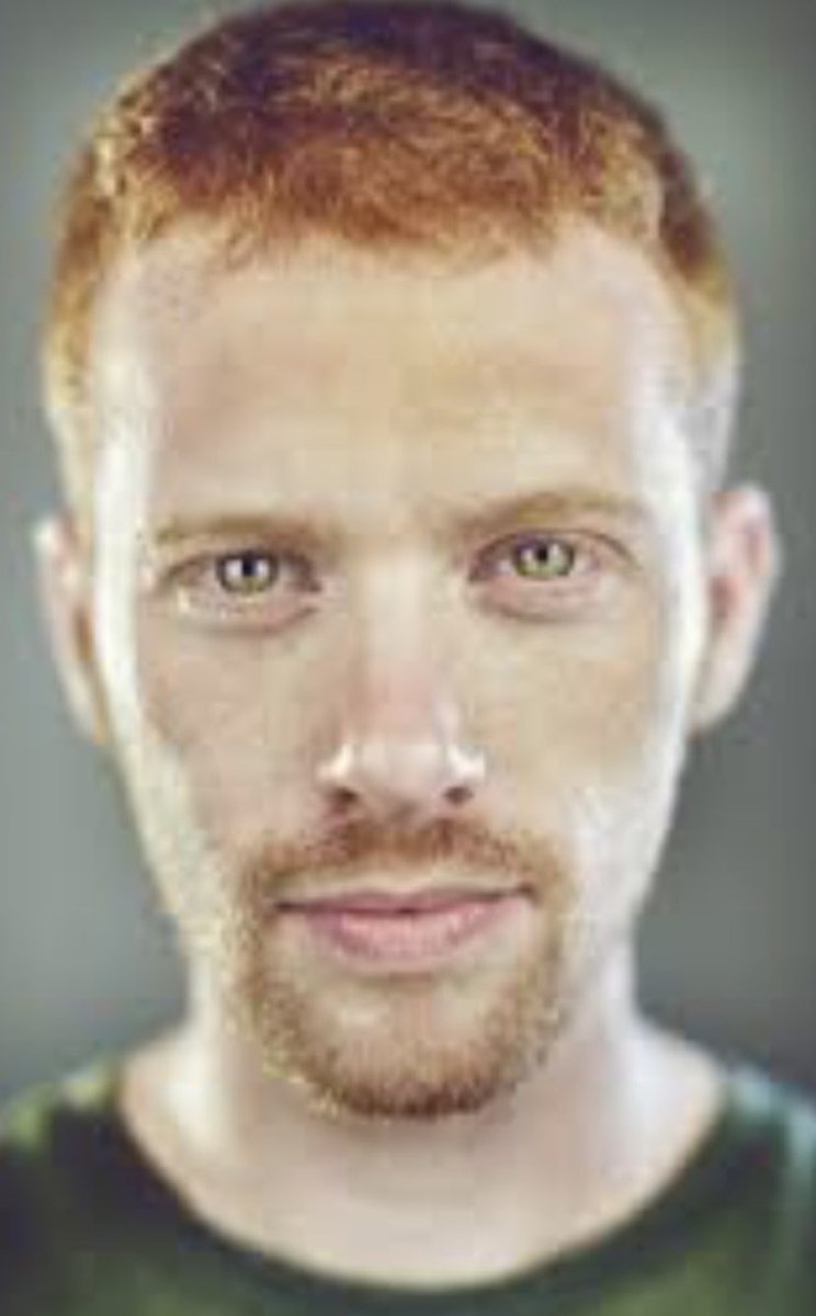 #freelaura tweet media