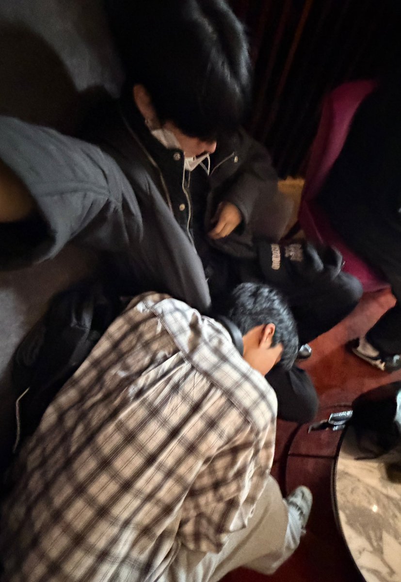 chk3_'s tweet photo. Twitter update
한국이 생일 너무너무 축하한다~
나를 너무 좋아하네..
앞으로도 오래오래 같이 행복하자 애정한다

#FROM_TRENDZ #TO_FRIENDZ #TRENDZ #트렌드지 #hankook https://t.co/4RGr83DRBl
