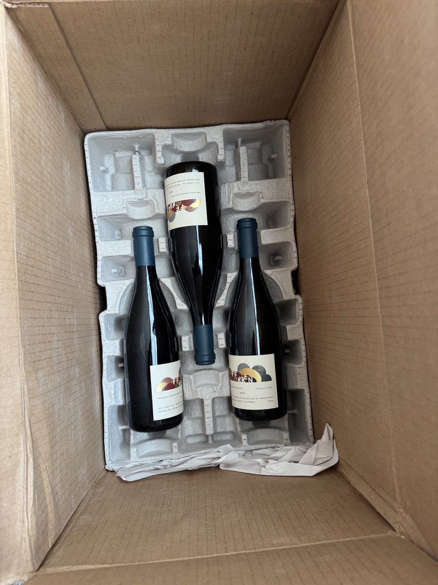 はねうさ tweet media