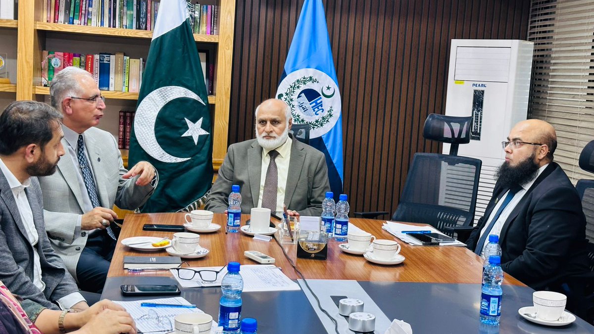 HEC Pakistan tweet media