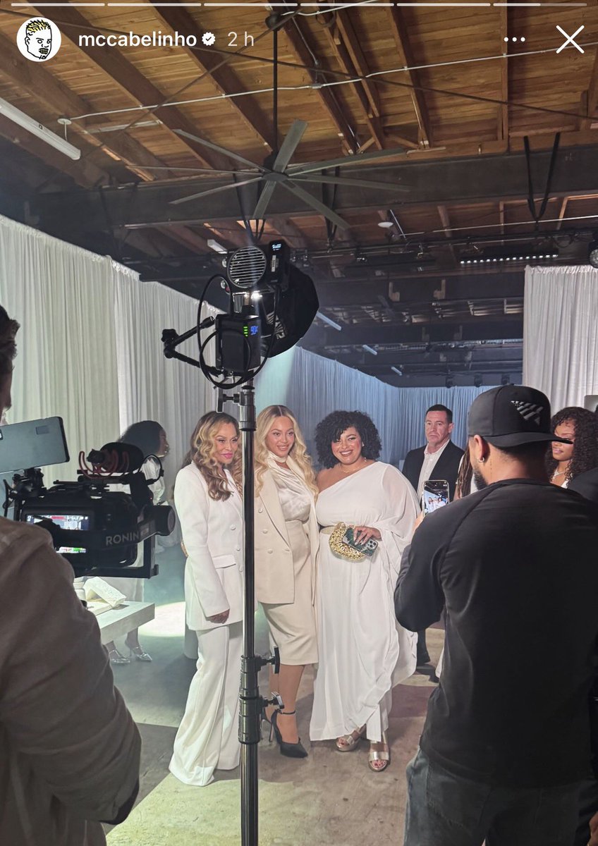 Beyoncé Access tweet media