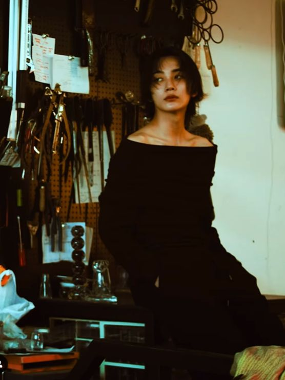 Sugar down bad for Jeonghan tweet media