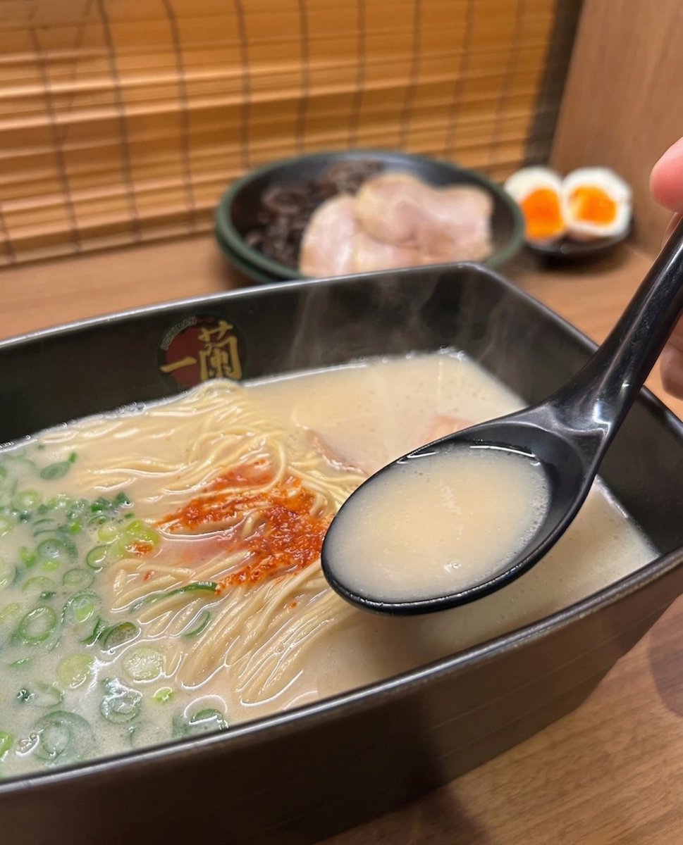 天然とんこつラーメン専門店 一蘭 tweet media