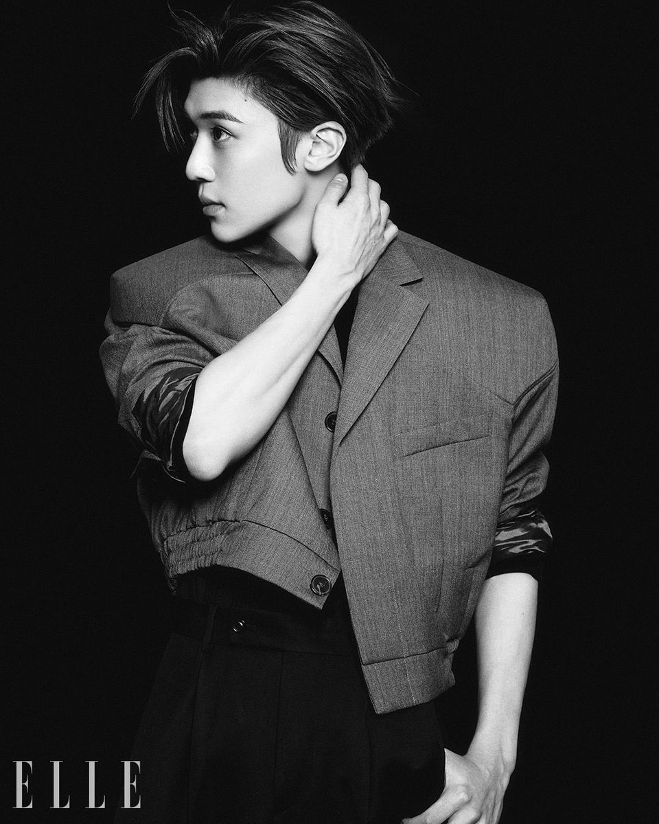 sion pics tweet media