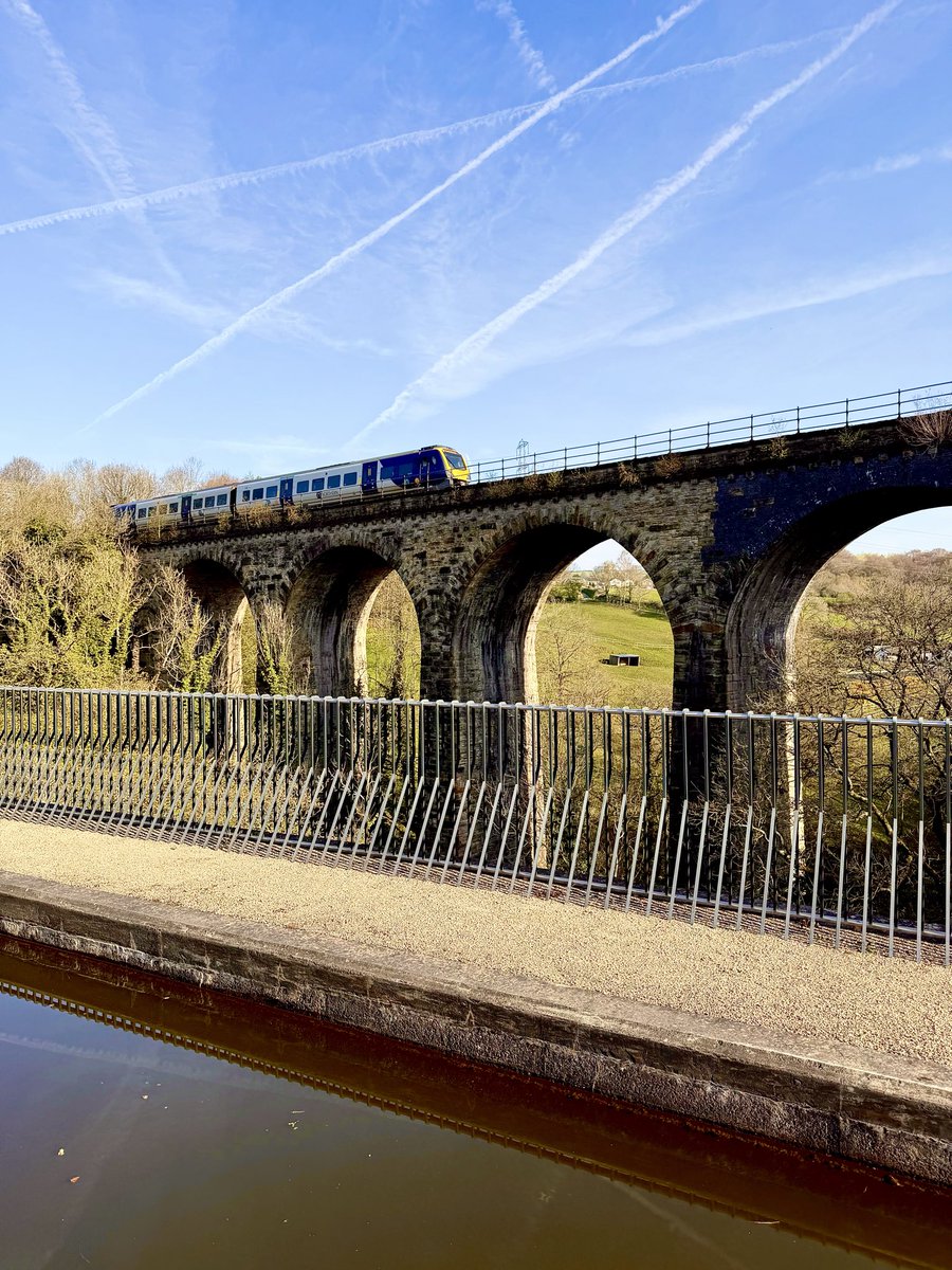 edwinbuckleyuk's tweet image. Morning ☀️

#Marple #PeakDistrict #ManchesterPhotography