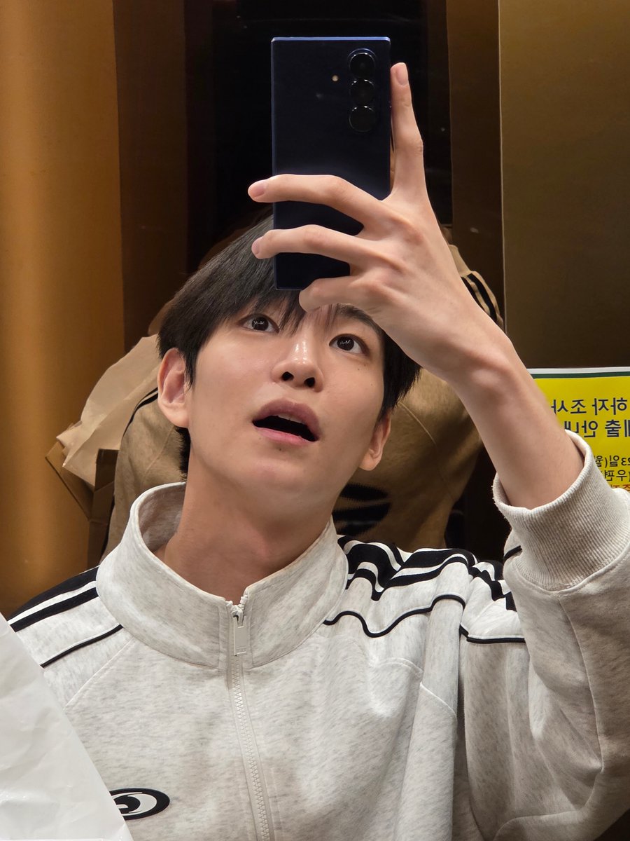 콜드🧊 tweet media