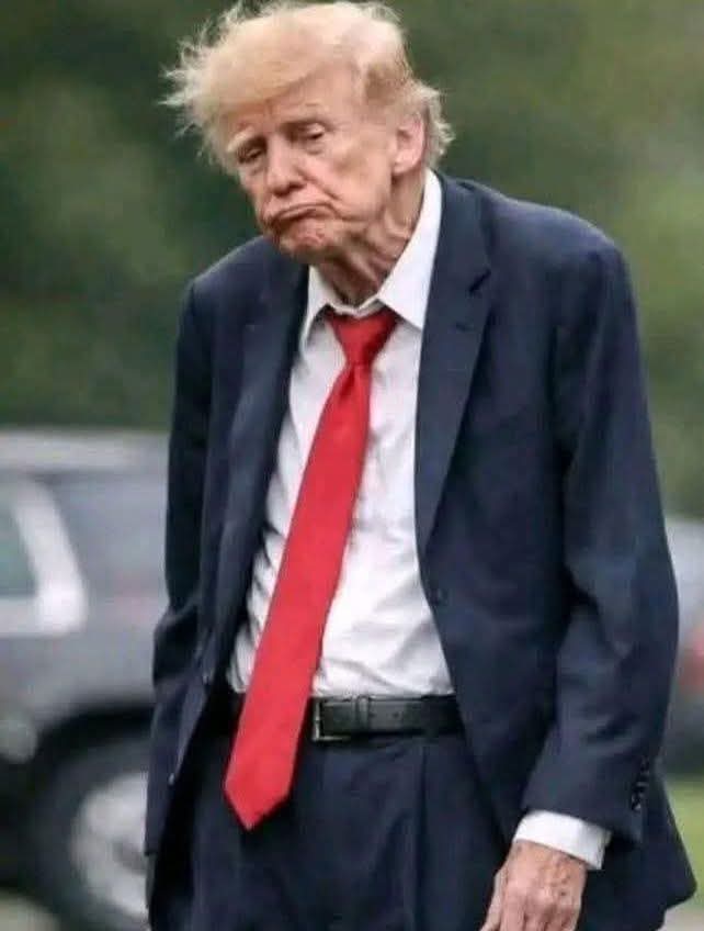 EngAsifHakim1's tweet photo. ايران د مکسويل په څېر په يوازې ځان مقابله وکړه. بالآخره امریکا او اسراېیل نامراده او ایران بریا خپله کړه. https://t.co/hhICQ76nUf
