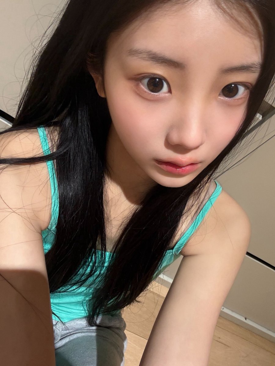 fromwonhee's tweet photo. 🐿️📸 260408 https://t.co/Vle9wGb0SL