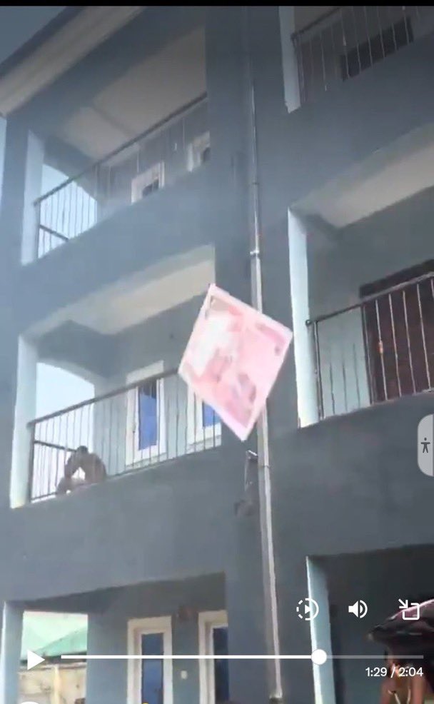 SOMI 💔 tweet media