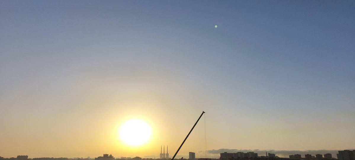 みねんか tweet media